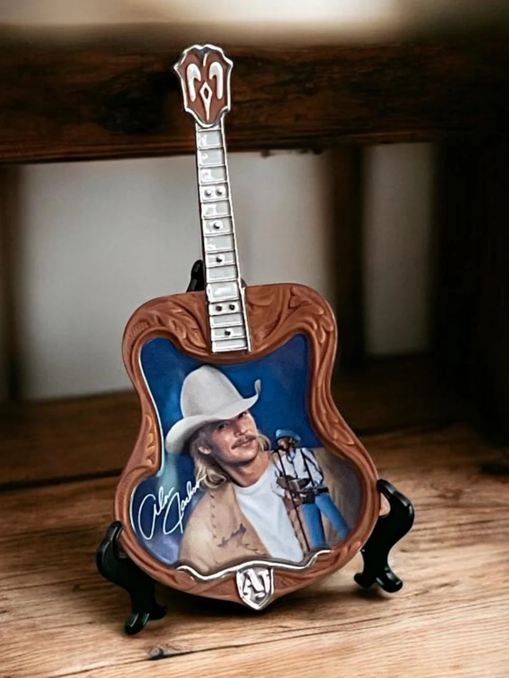 Alan Jackson Guitar Collectible Plaque w/ Certificate of Authenticity 2002